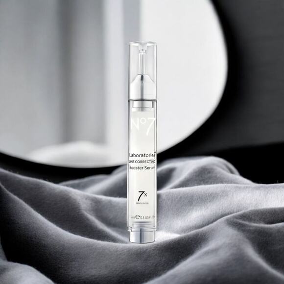 No7 New Line Correcting Booster Serum 15 ml - Picture 2 of 2